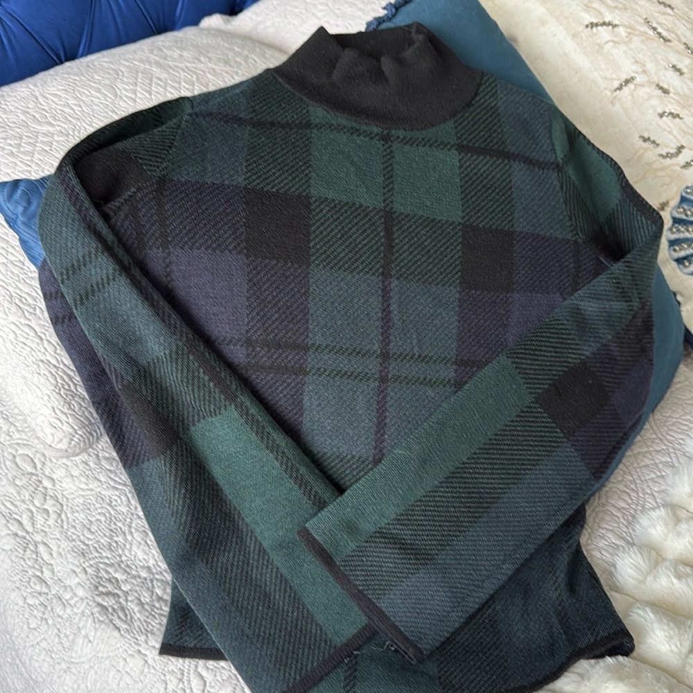 Ann Taylor sweater XS like new